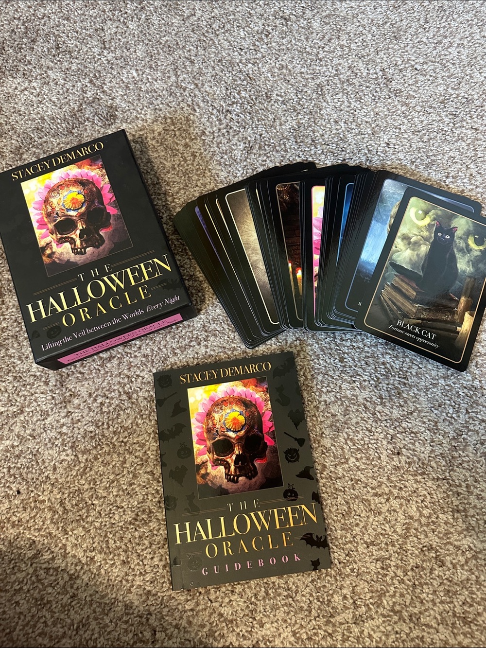 The Halloween Oracle Deck - Picture 2 of 4